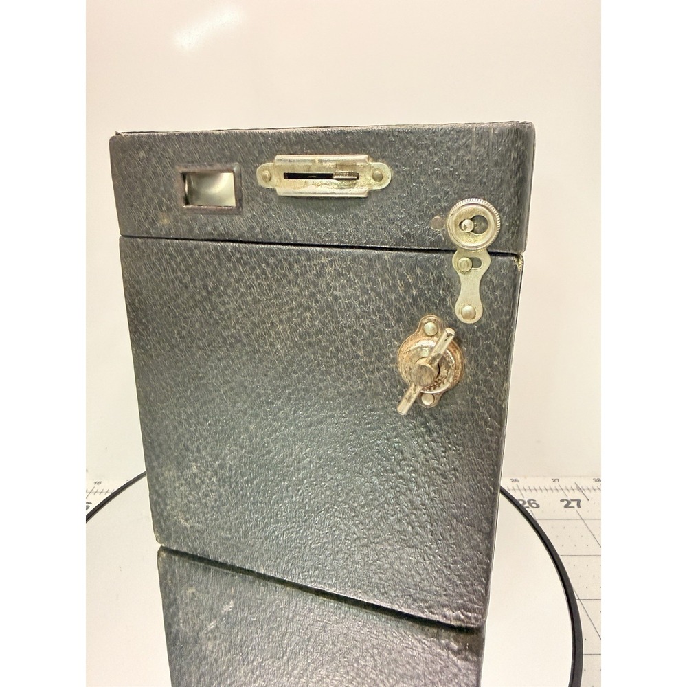Vintage Kodak No. 2A Brownie Box Camera - Model B (Eastman Kodak Co.)
